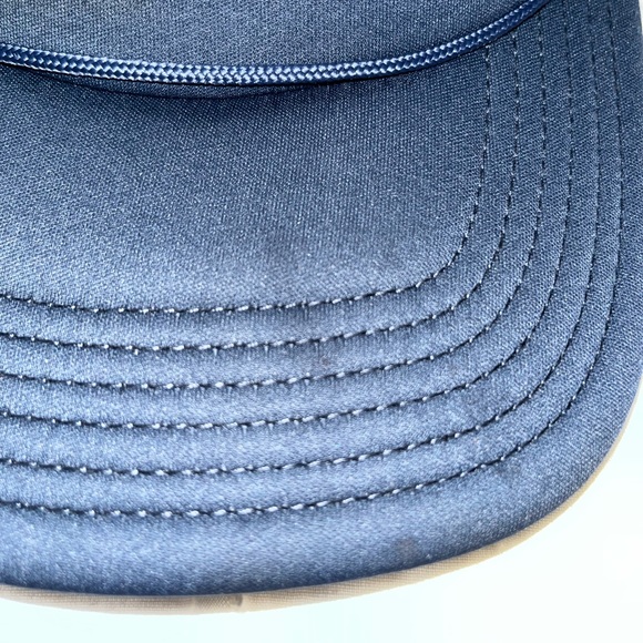 Set of two adjustable Vans trucker hats - Picture 8 of 13